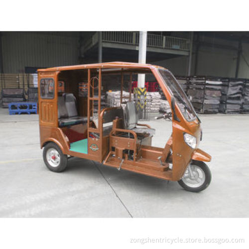 Rickshaw with gasoline engine